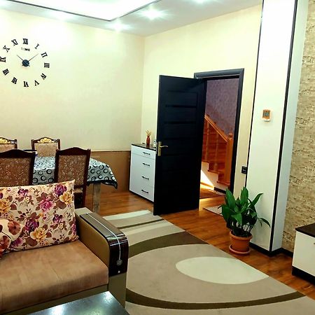 Dom Semya Deluxe Gusar Kusar Dış mekan fotoğraf