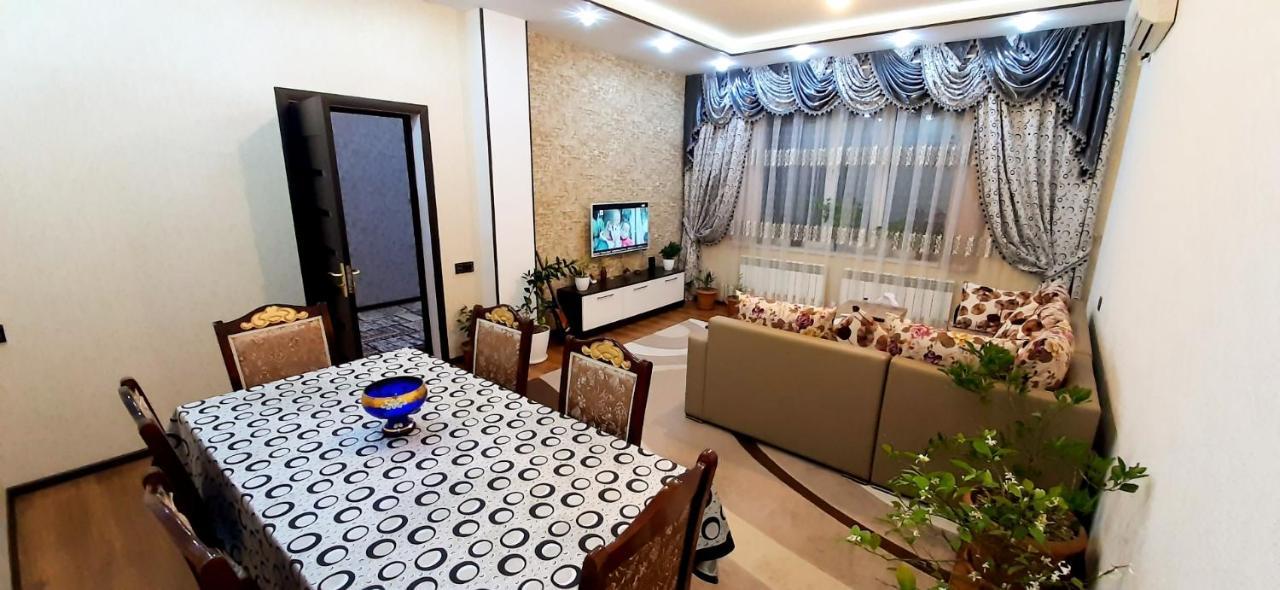 Dom Semya Deluxe Gusar Kusar Dış mekan fotoğraf