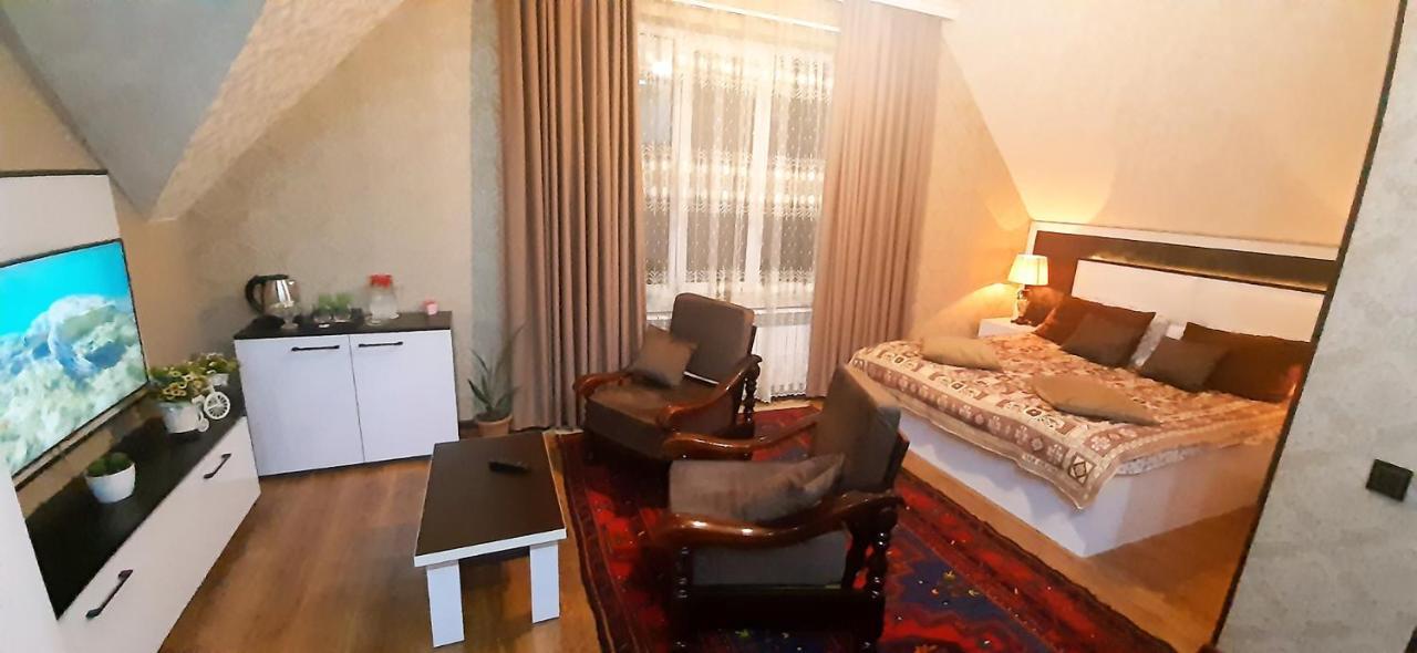 Dom Semya Deluxe Gusar Kusar Dış mekan fotoğraf