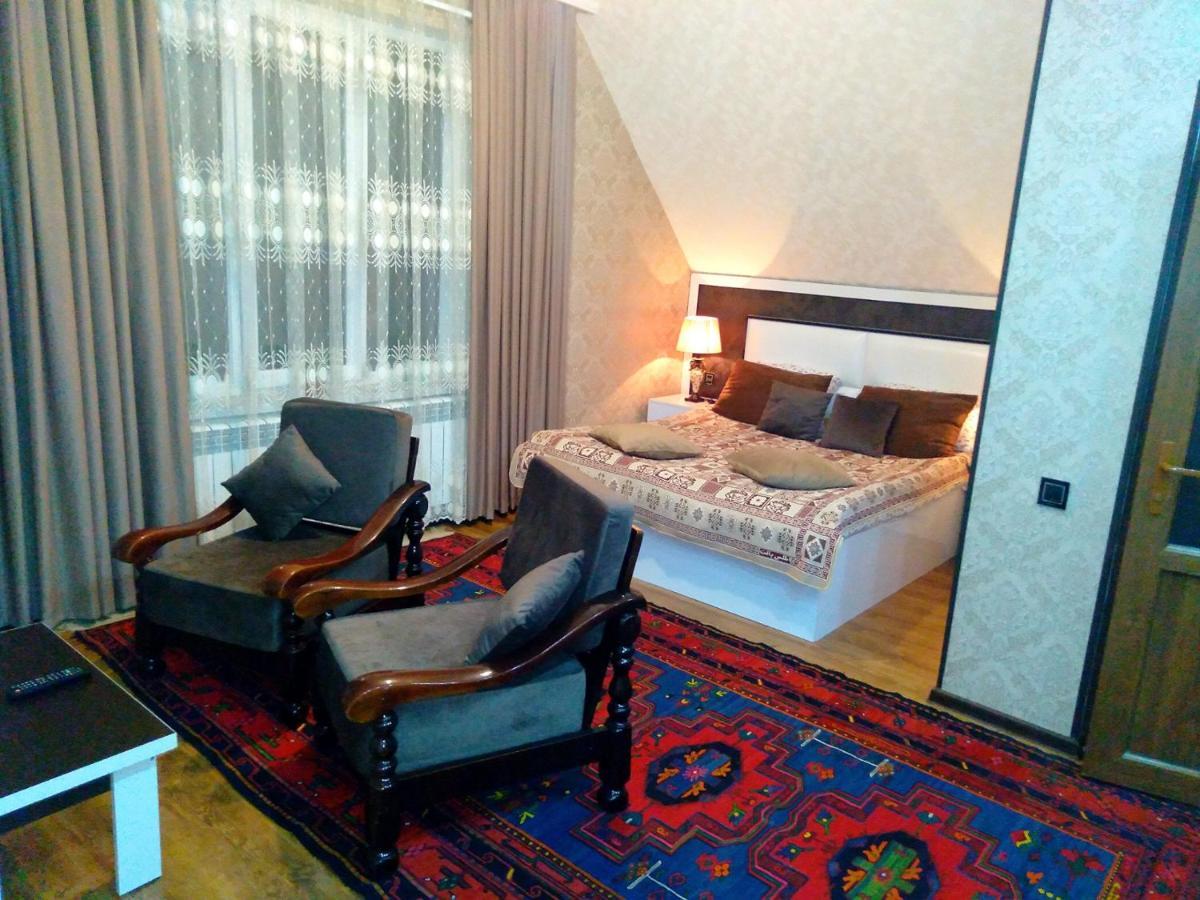 Dom Semya Deluxe Gusar Kusar Dış mekan fotoğraf