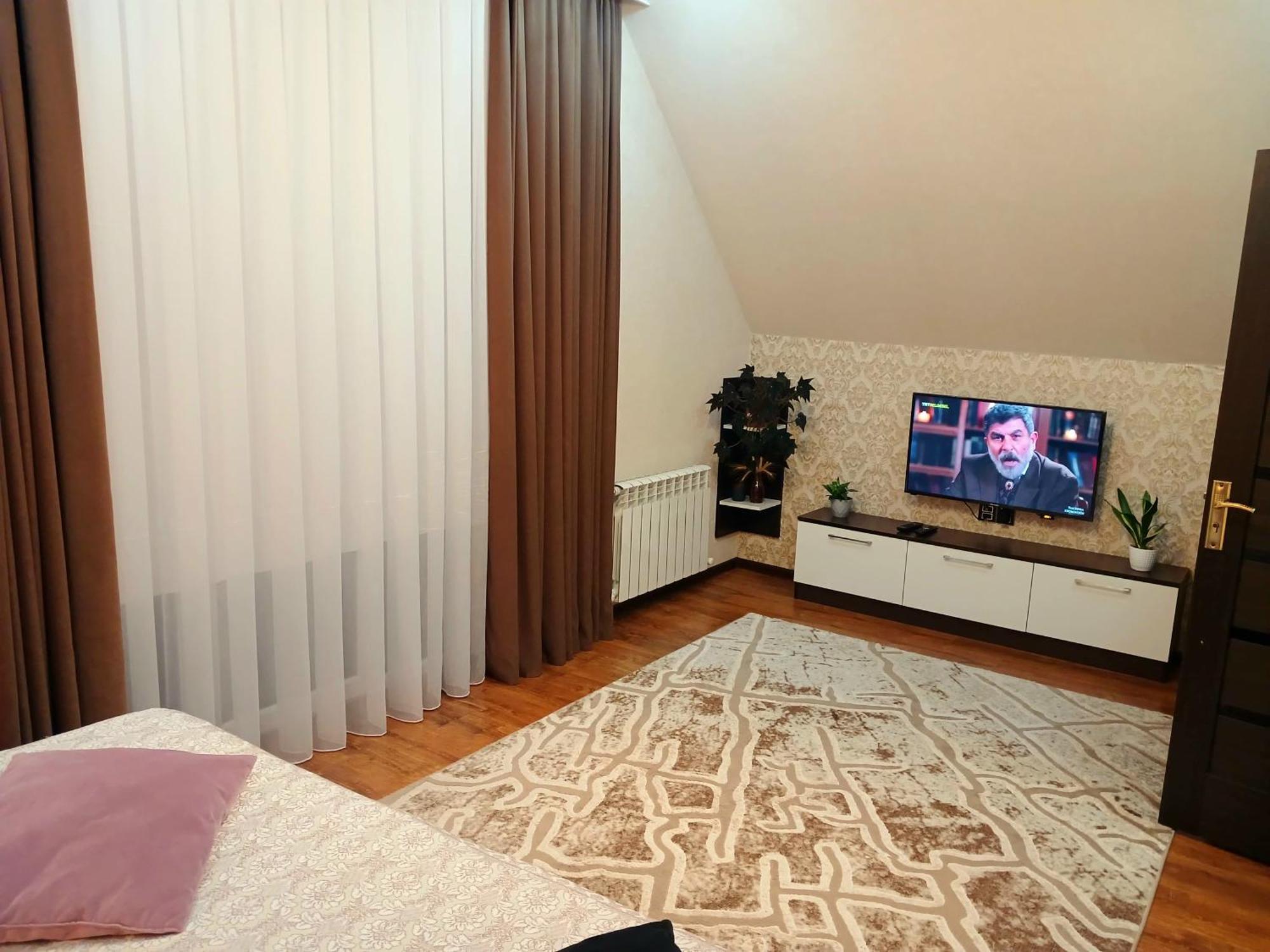 Dom Semya Deluxe Gusar Kusar Dış mekan fotoğraf