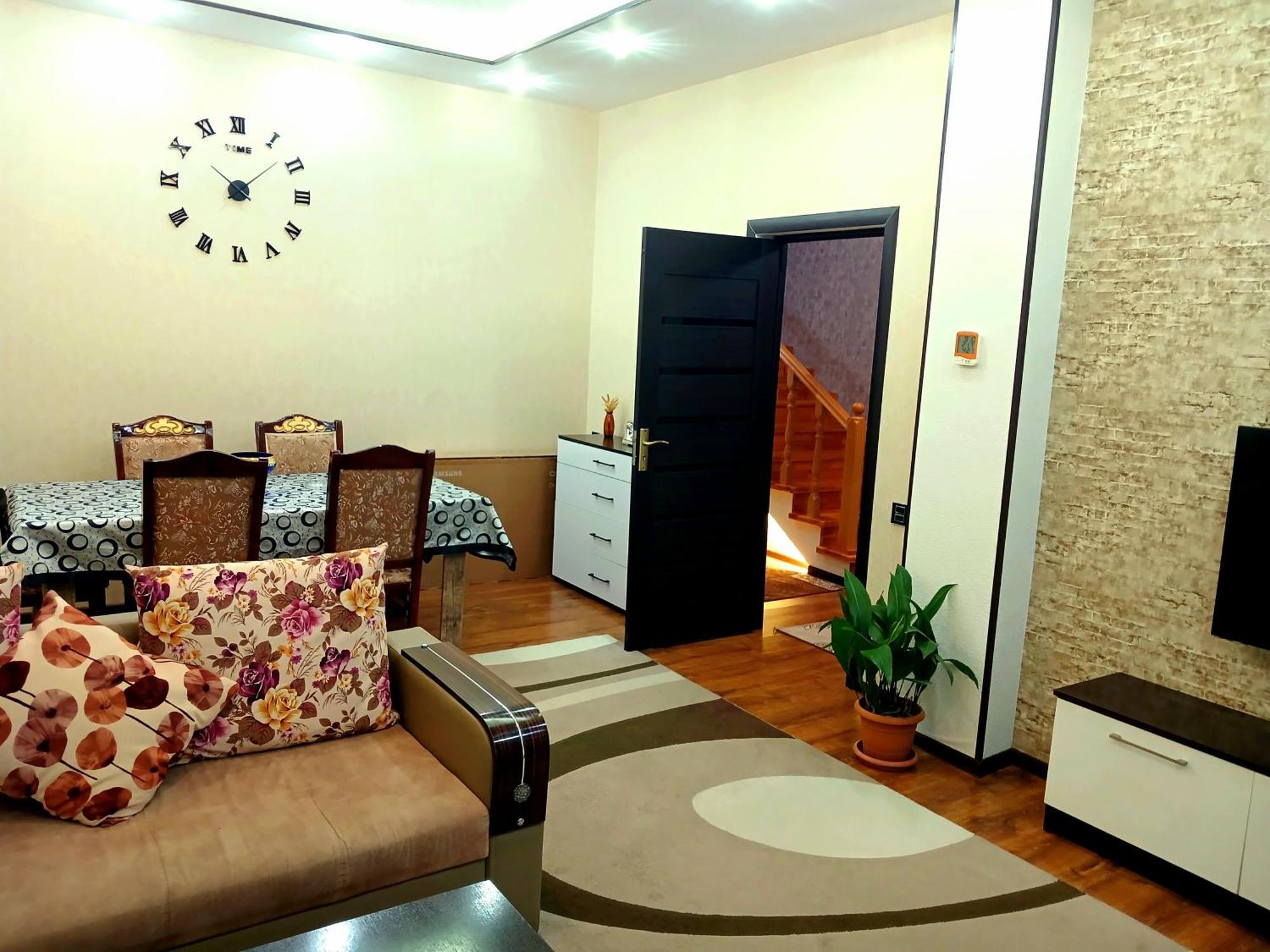 Dom Semya Deluxe Gusar Kusar Dış mekan fotoğraf